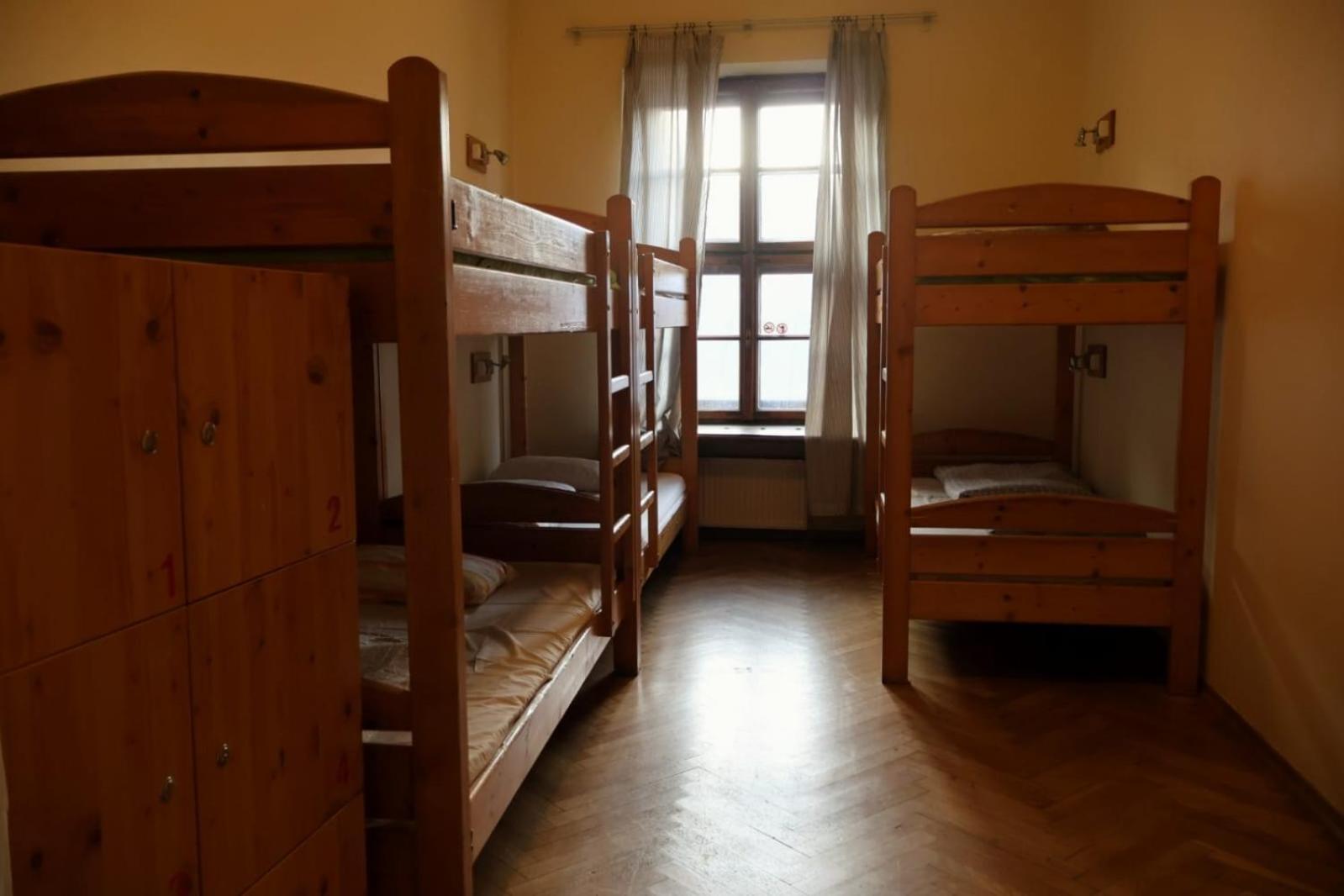 50 People Apartment Cracovia Esterno foto
